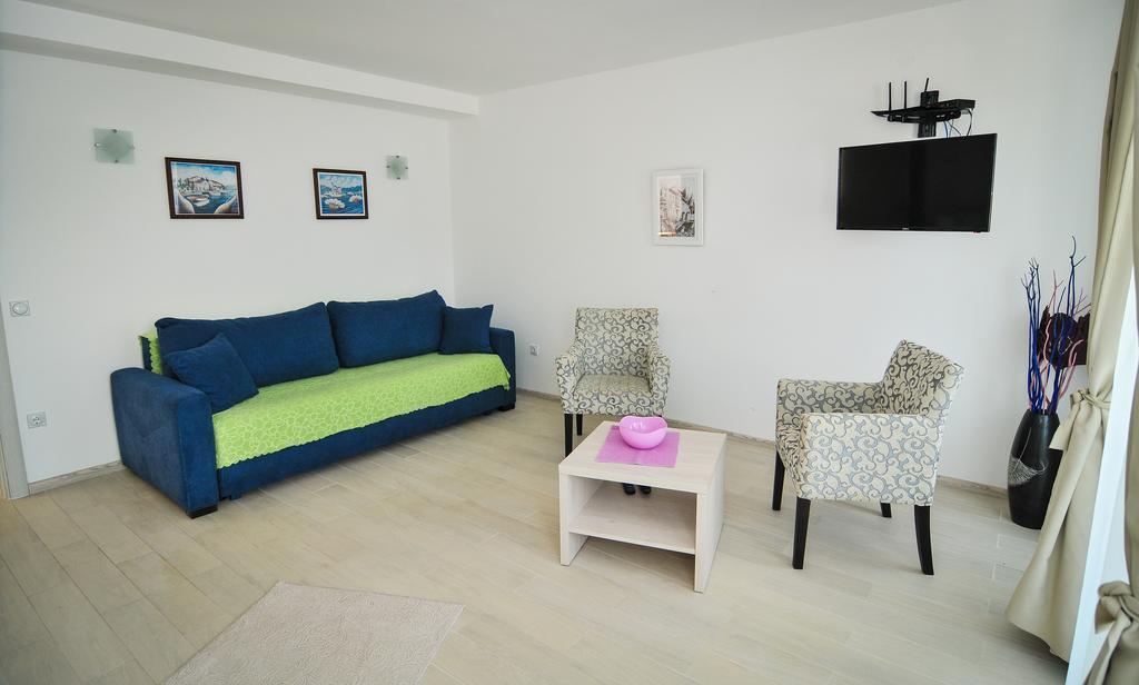 Apartments Zukovac Tivat Ngoại thất bức ảnh